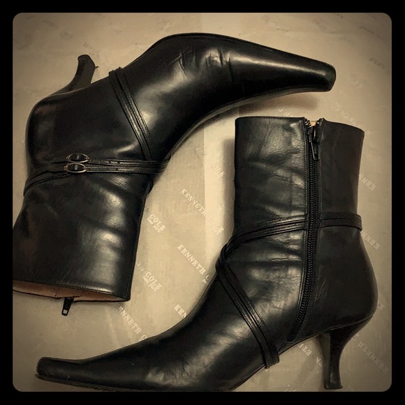 KENNETH COLE-New York - Picture 1 of 8